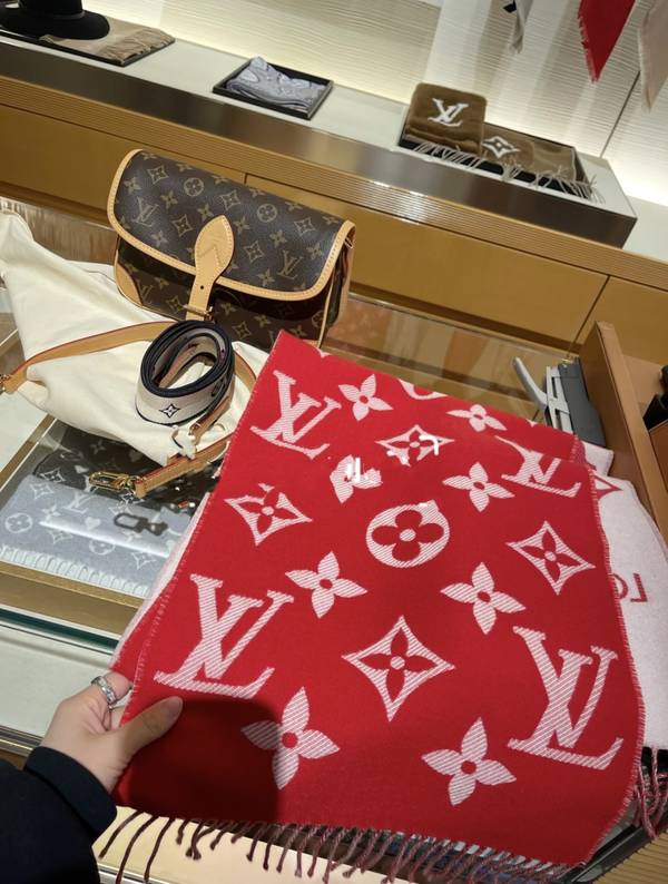 Louis Vuitton Scarf LVC00497 Louis Vuitton Scarf LVC00497